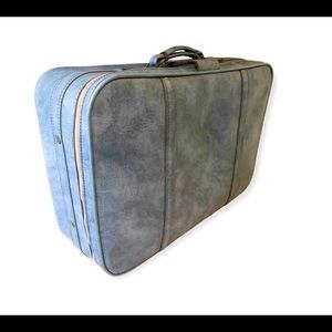 Large VINTAGE suitcase luggage Blue Leather SCOVILL 28x18x8 GREAT Unique